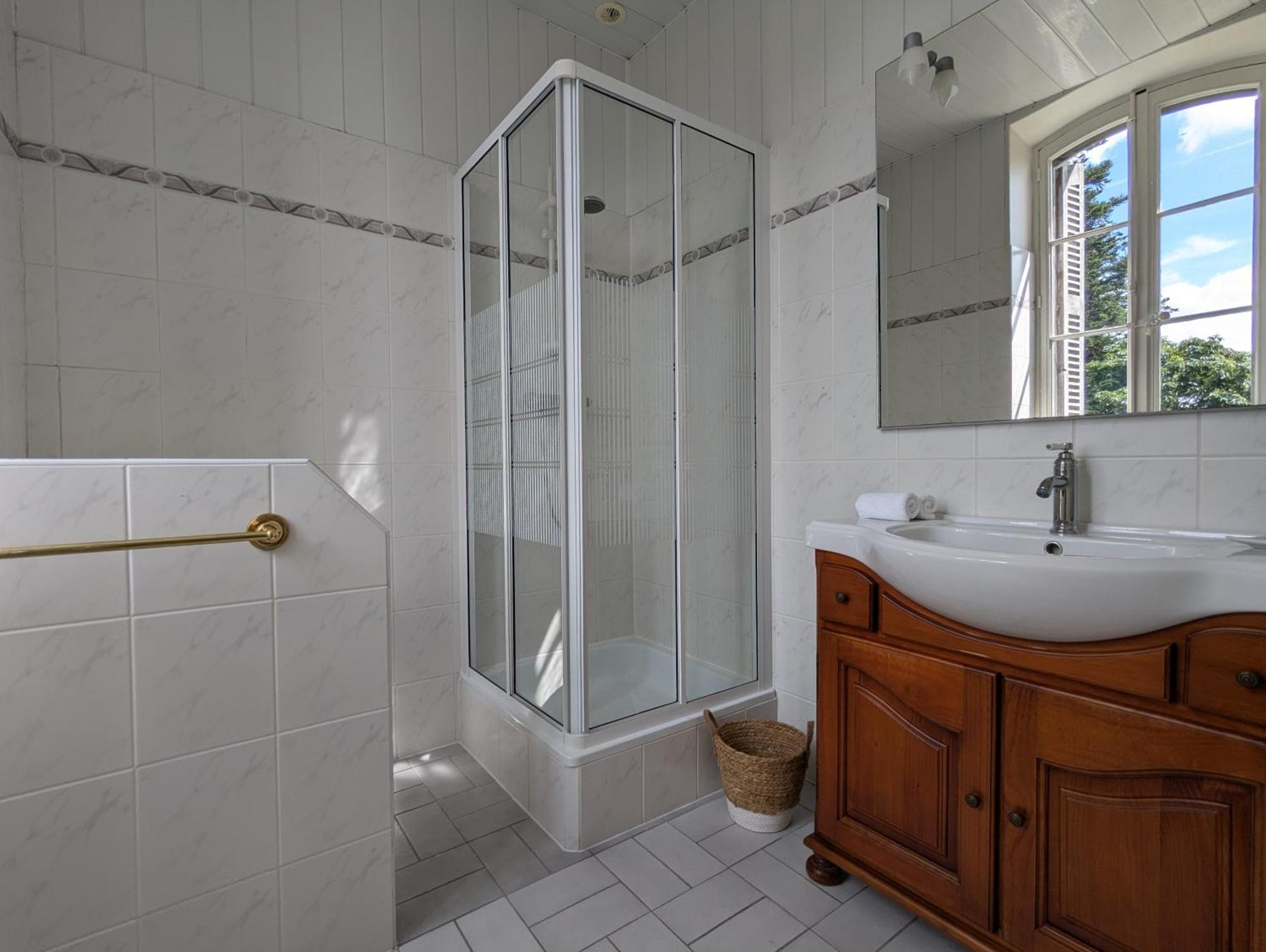 Domaine Du Faure Bed & Breakfast Chadurie Ruang foto