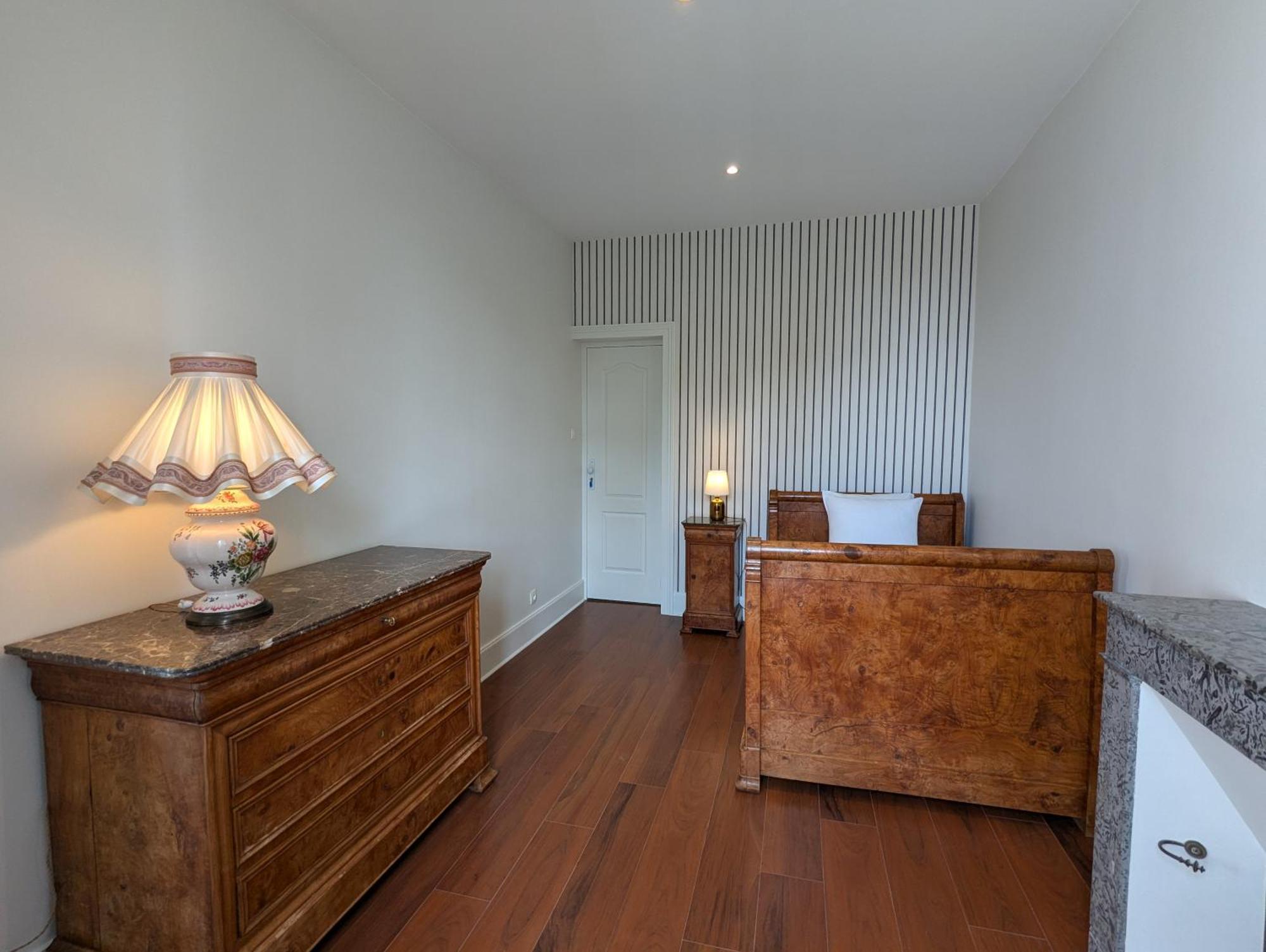 Domaine Du Faure Bed & Breakfast Chadurie Ruang foto