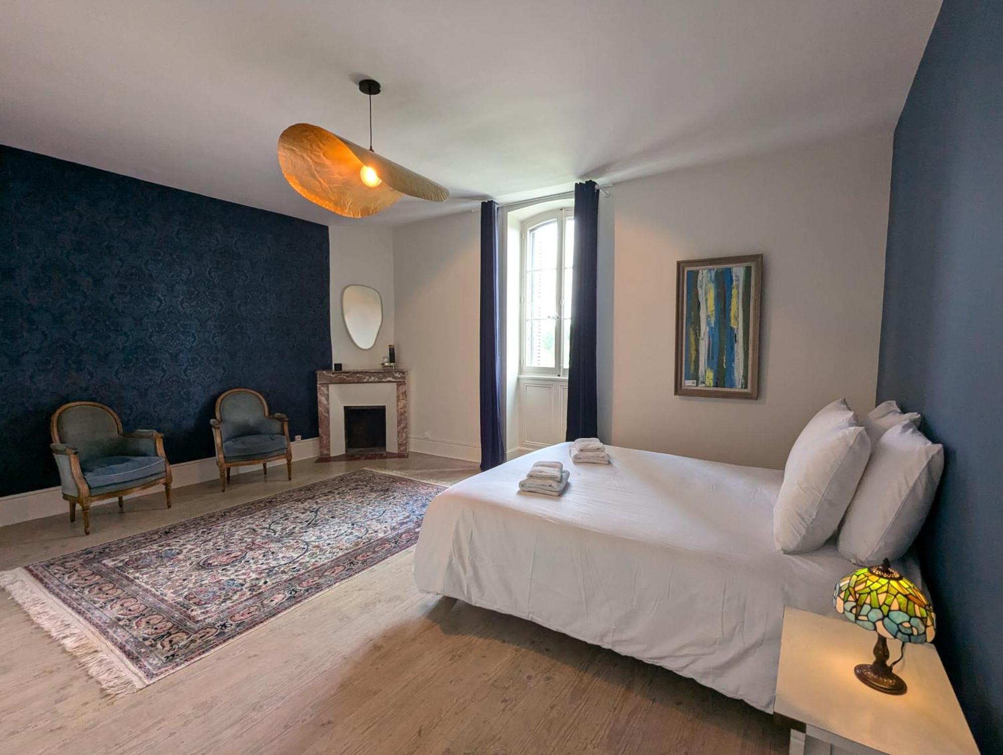 Domaine Du Faure Bed & Breakfast Chadurie Ruang foto
